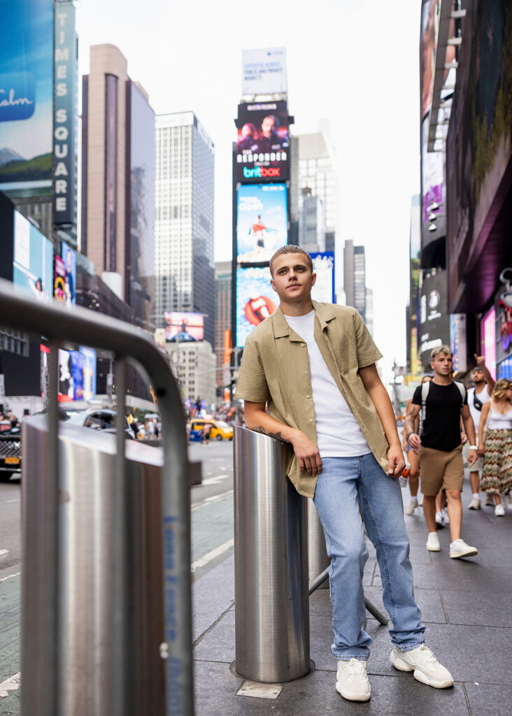 Travel photo session in Time Square by Kellie Rochelle Photography